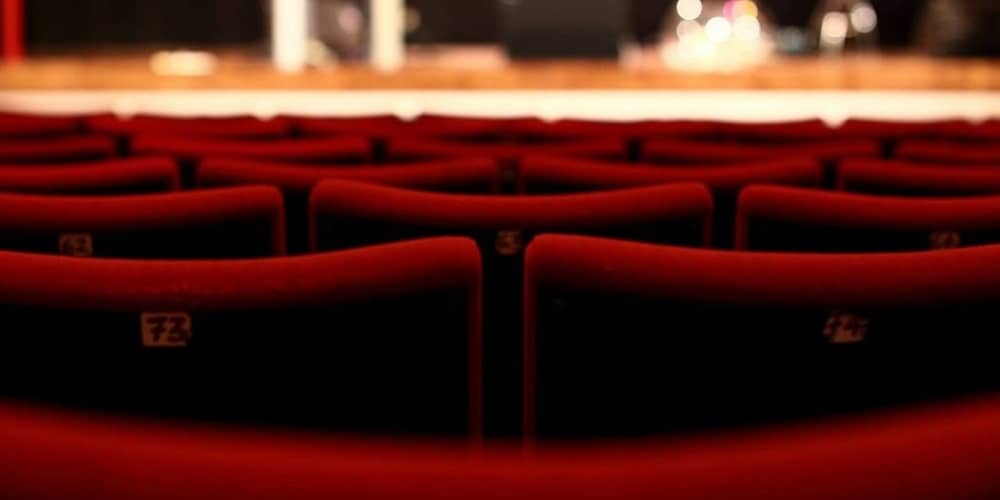 Another Lockdown for Theaters, Cinemas and Music: The web and Social Protest